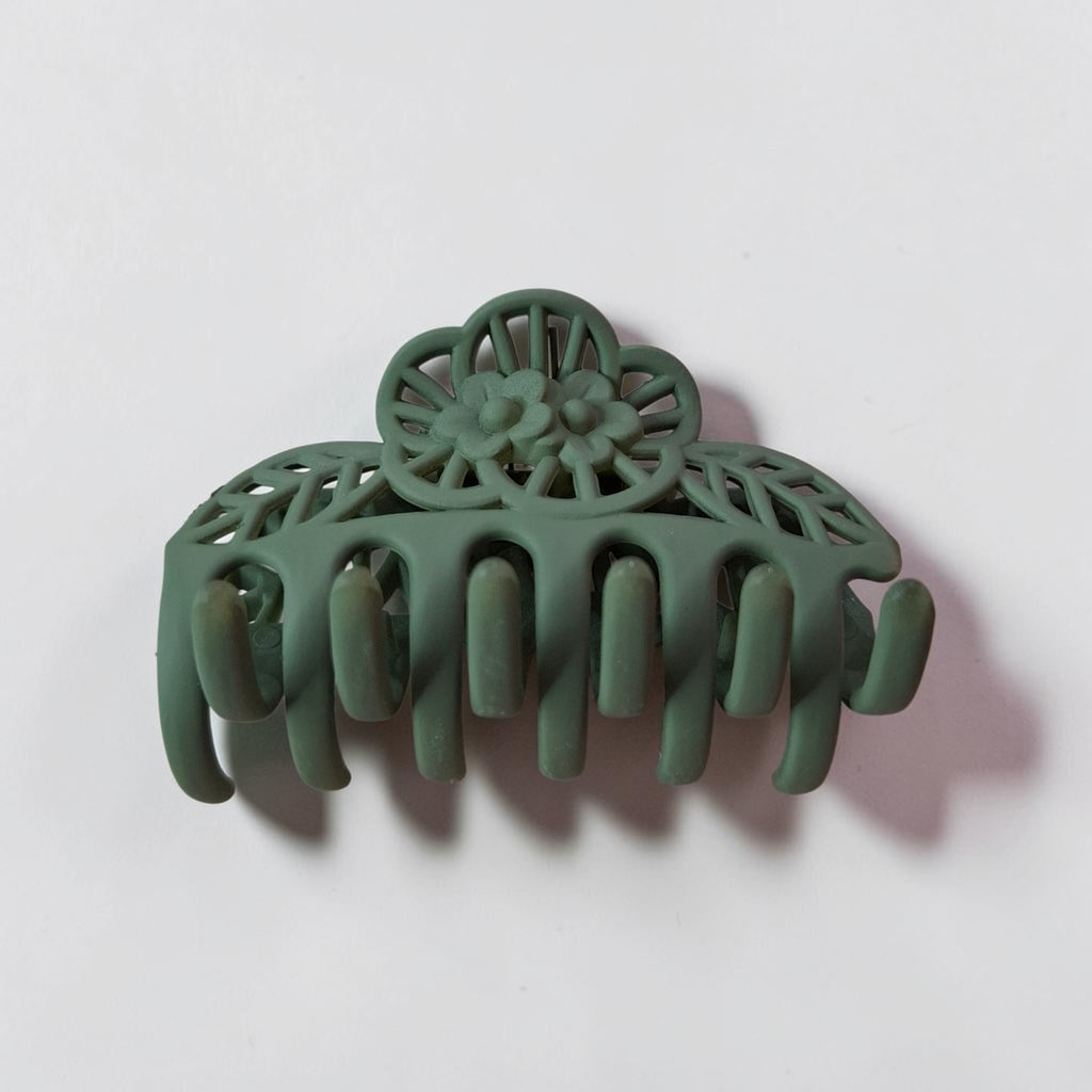 Pinza mediana flor #680