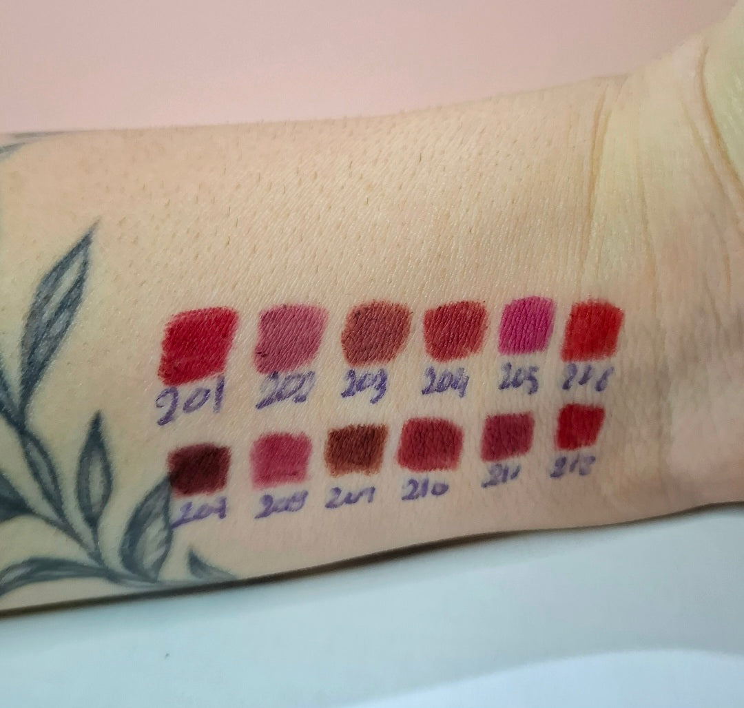 Delineador de labios grueso #626