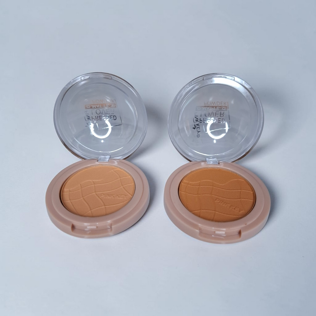Polvo compacto de cartera #484